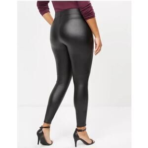 Lane Bryant Faux Leather Jeggings, Black, size 18/20, Elastic Waist, Hot Pant